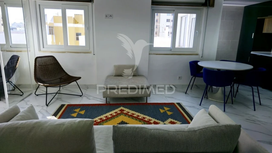 Apartamento T2 para Venda em Portimão Foto 3