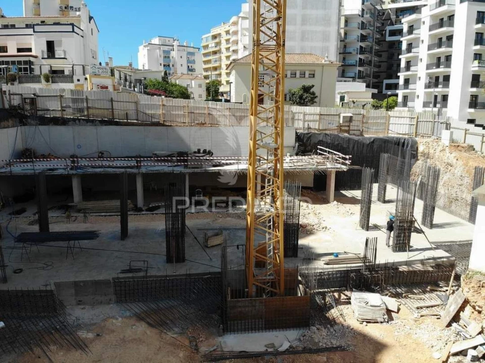 Apartamento T2 para Venda em Portimão Foto 12
