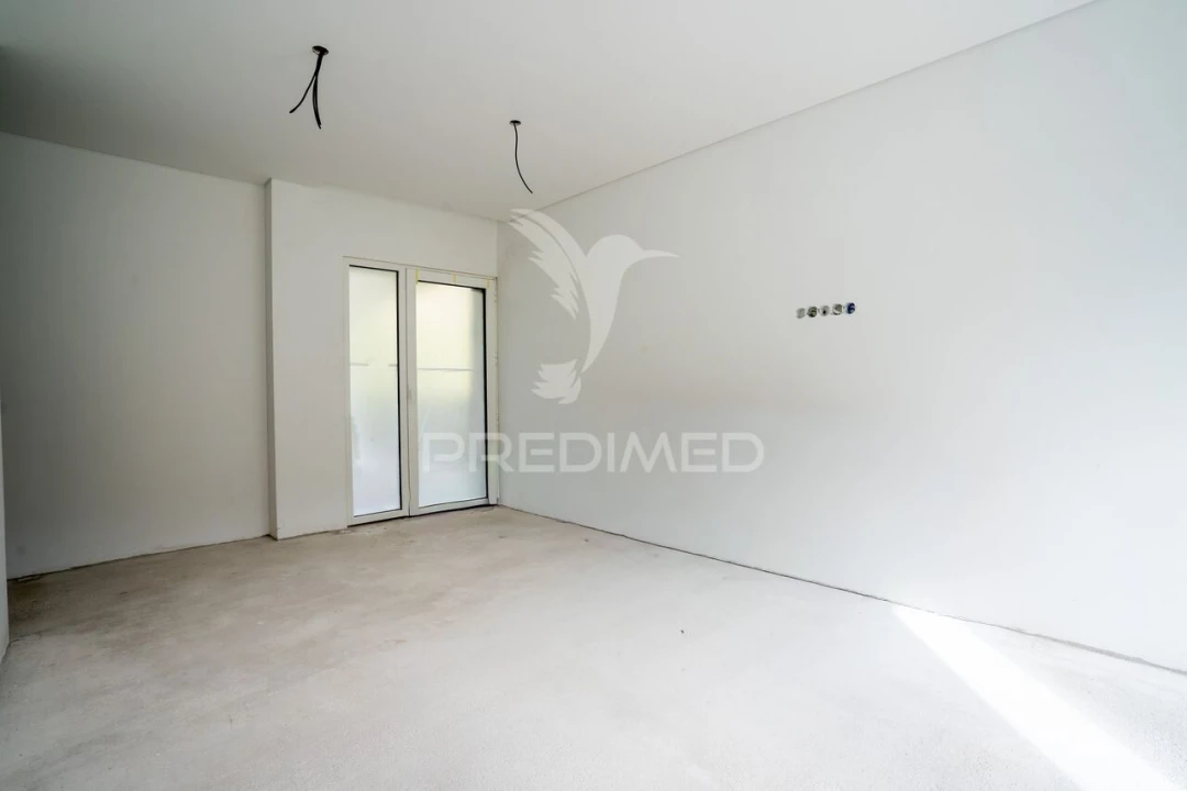 Moradia T3 para Venda em Santo Antonio da Serra Foto 9