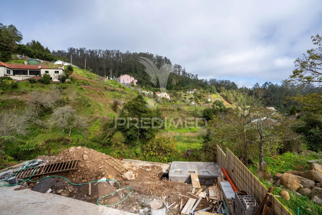 Moradia T3 para Venda em Santo Antonio da Serra Foto 18
