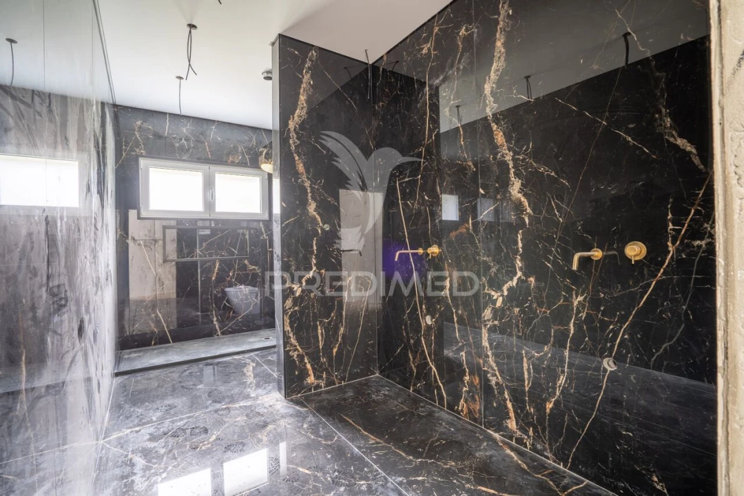 Moradia T3 para Venda em Santo Antonio da Serra Foto 14