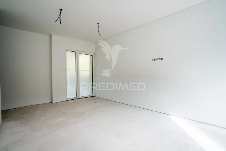 Moradia T3 para Venda em Santo Antonio da Serra Foto 9