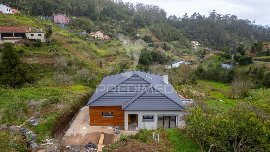 Moradia T3 para Venda em Santo Antonio da Serra Foto 34