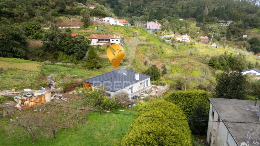 Moradia T3 para Venda em Santo Antonio da Serra Foto 23