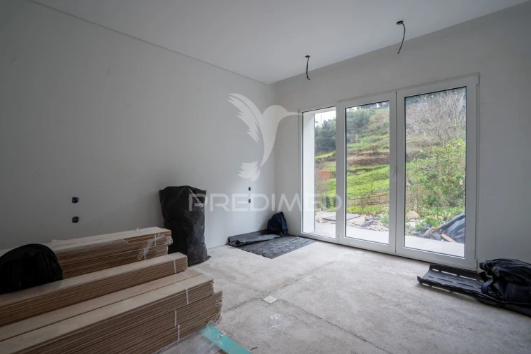 Moradia T3 para Venda em Santo Antonio da Serra Foto 16