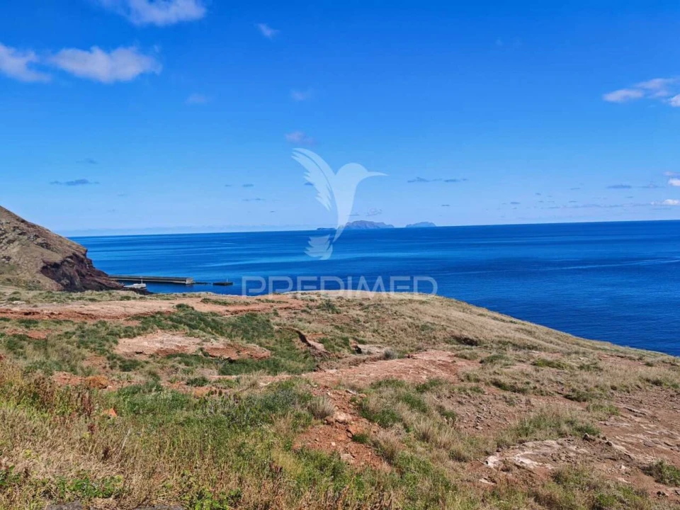 Terreno para Venda em Caniçal Foto 12