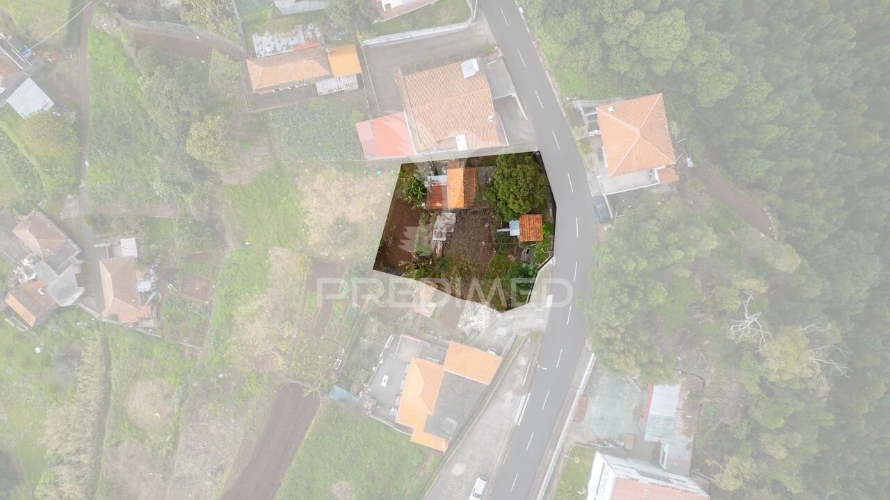 Terreno para Venda em Caniço Foto 14