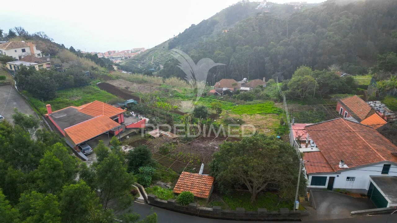 Terreno para Venda em Caniço Foto 20