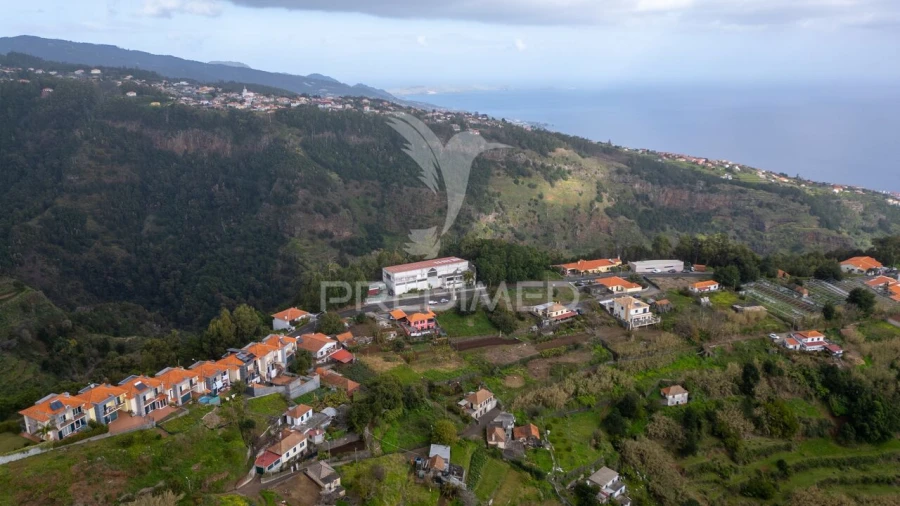 Terreno para Venda em Caniço Foto 15