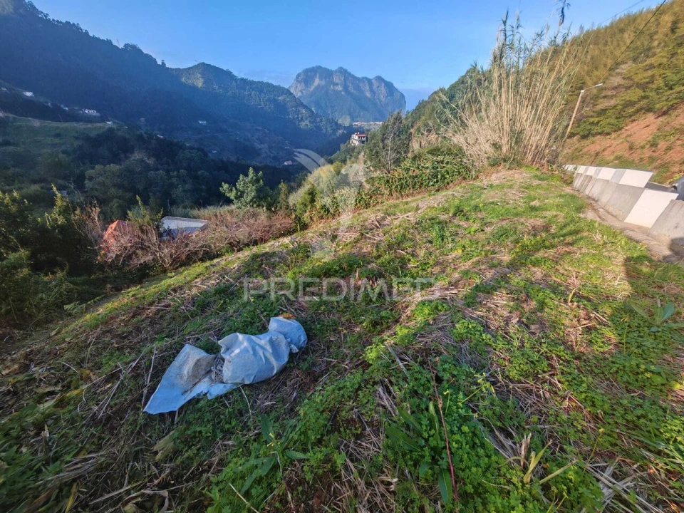Terreno para Venda em Porto da Cruz Foto 7