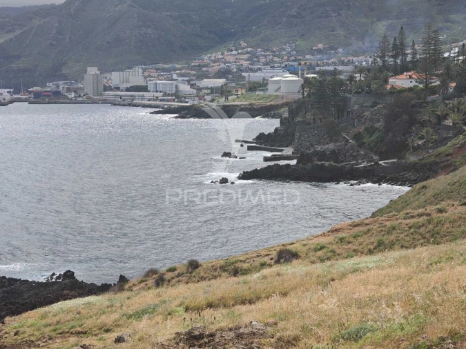 Terreno para Venda em Caniçal Foto 4