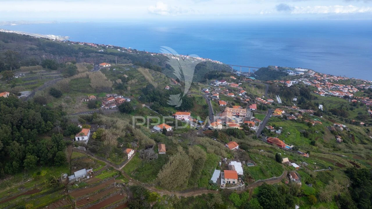 Prédio para Venda em Caniço Foto 23