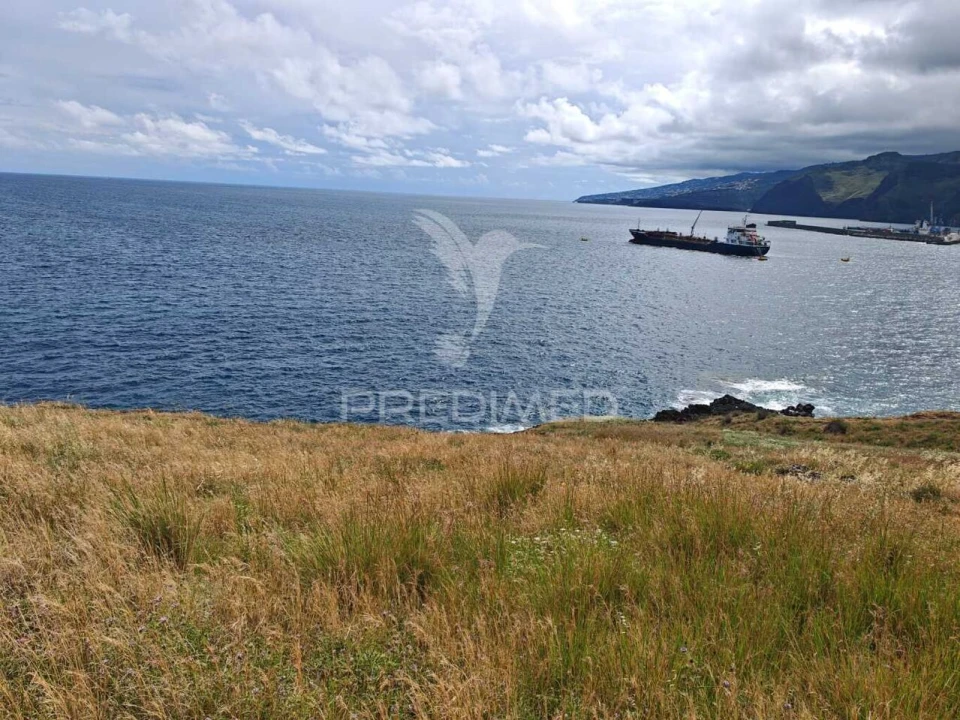 Terreno para Venda em Caniçal Foto 15