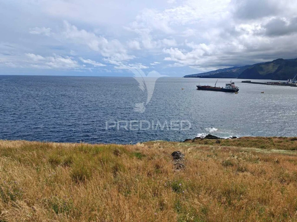 Terreno para Venda em Caniçal Foto 25