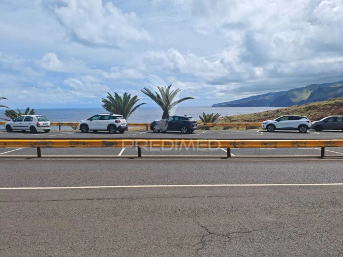 Terreno para Venda em Caniçal Foto 23