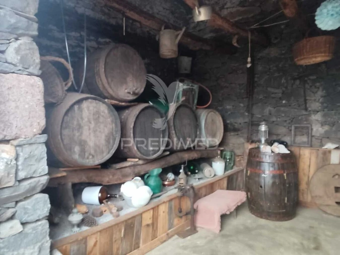 Moradia T2 para Venda em Fajã da Ovelha Foto 15