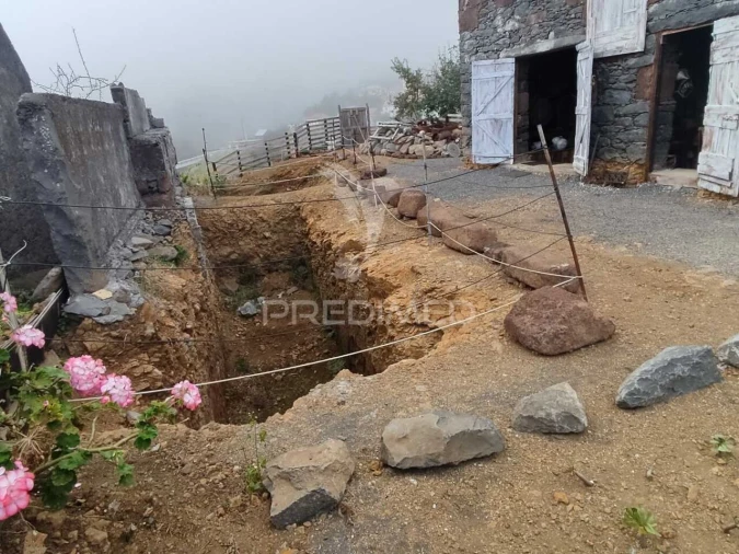 Moradia T2 para Venda em Fajã da Ovelha Foto 20