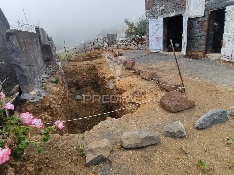 Moradia T2 para Venda em Fajã da Ovelha Foto 20