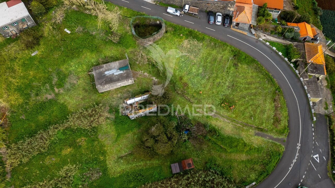 Terreno para Venda em Caniço Foto 30