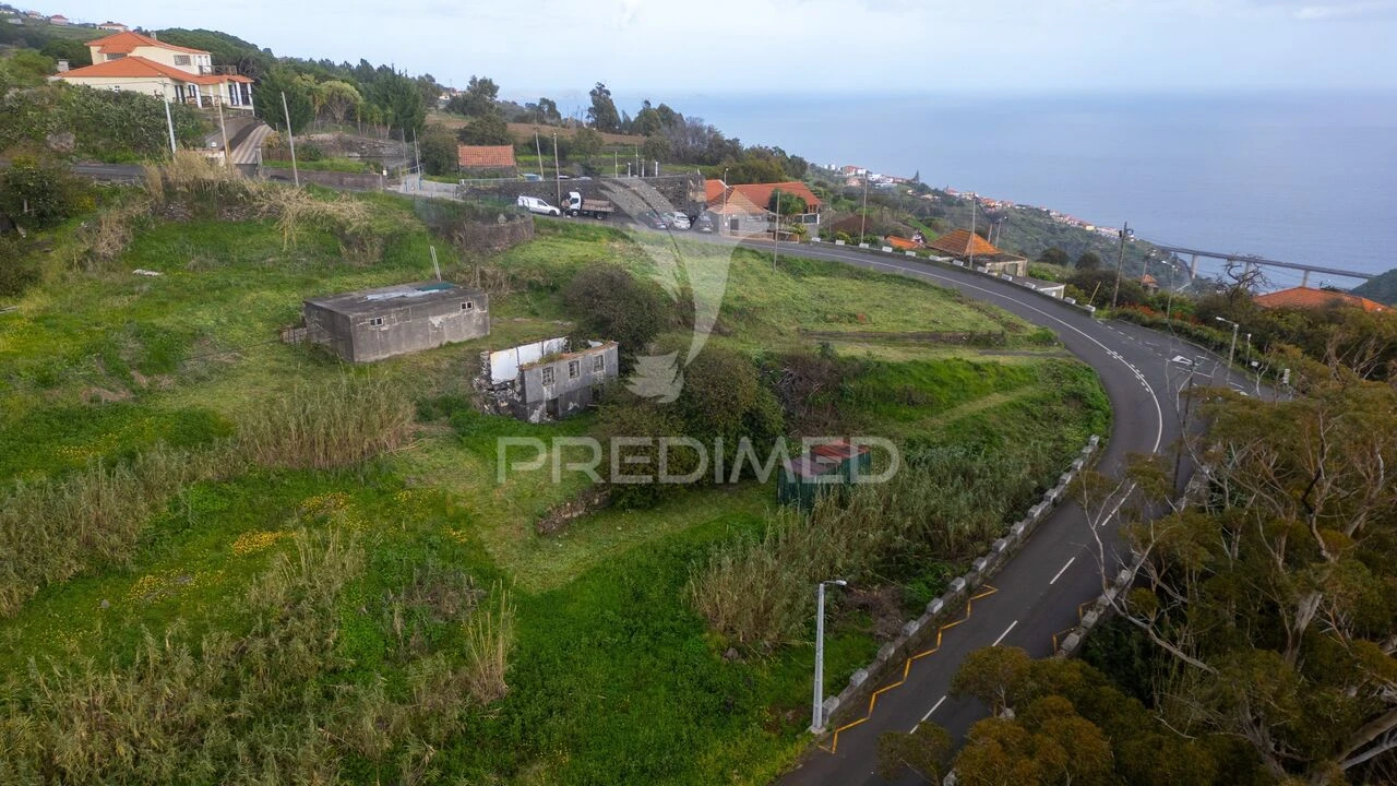 Terreno para Venda em Caniço Foto 34