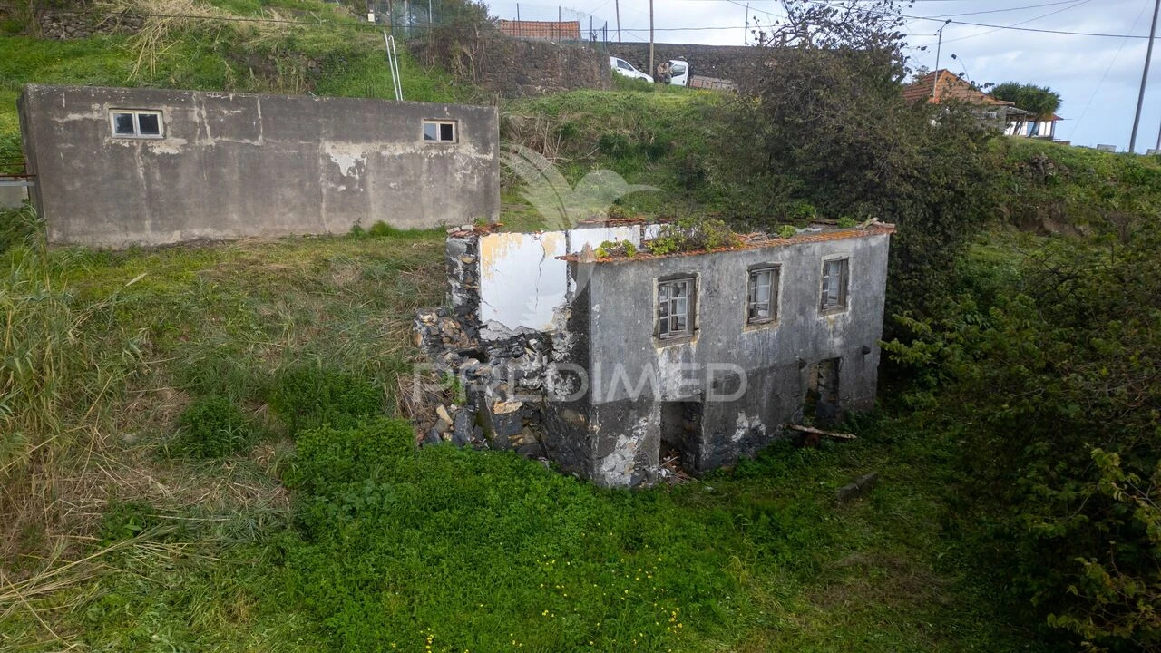 Terreno para Venda em Caniço Foto 35
