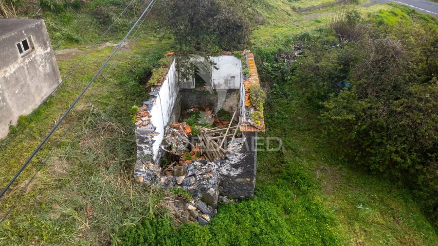 Terreno para Venda em Caniço Foto 36