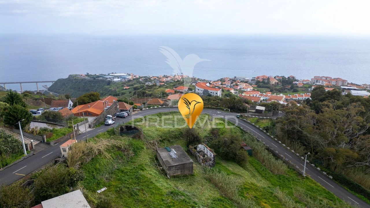 Terreno para Venda em Caniço Foto 13