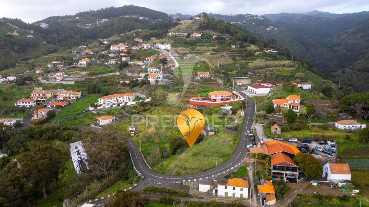 Terreno para Venda em Caniço Foto 23