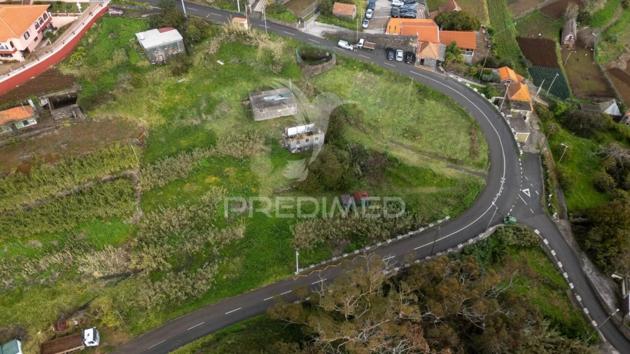 Terreno para Venda em Caniço Foto 31