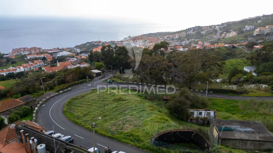 Terreno para Venda em Caniço Foto 7