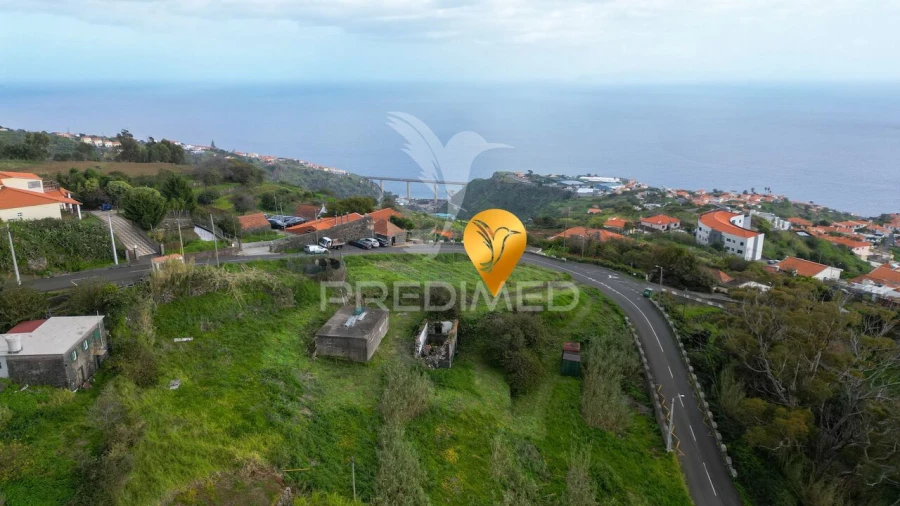 Terreno para Venda em Caniço Foto 15