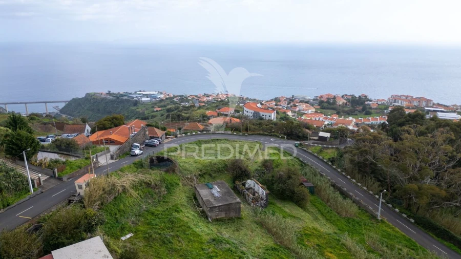 Terreno para Venda em Caniço Foto 12
