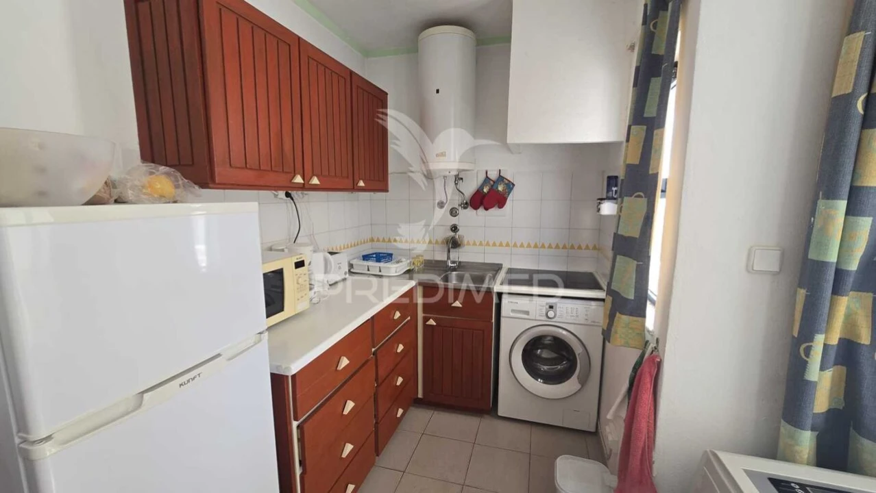 Apartamento T1 para Venda em Portimão Foto 6