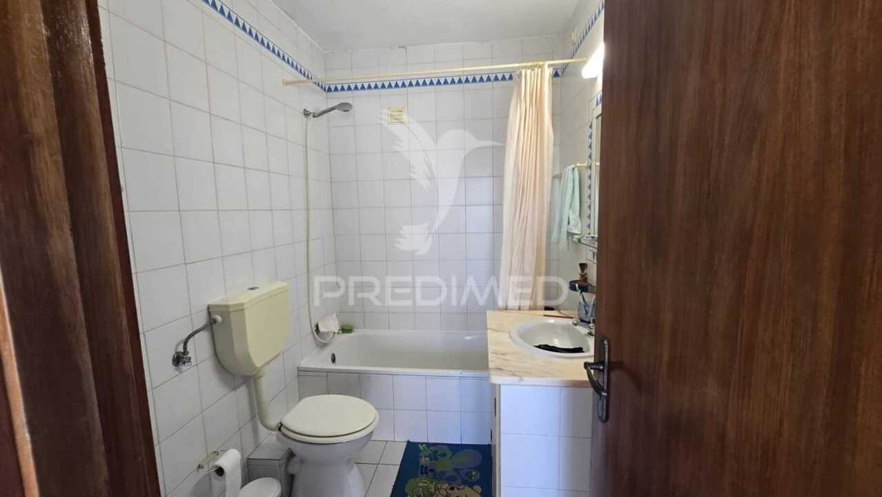 Apartamento T1 para Venda em Portimão Foto 8