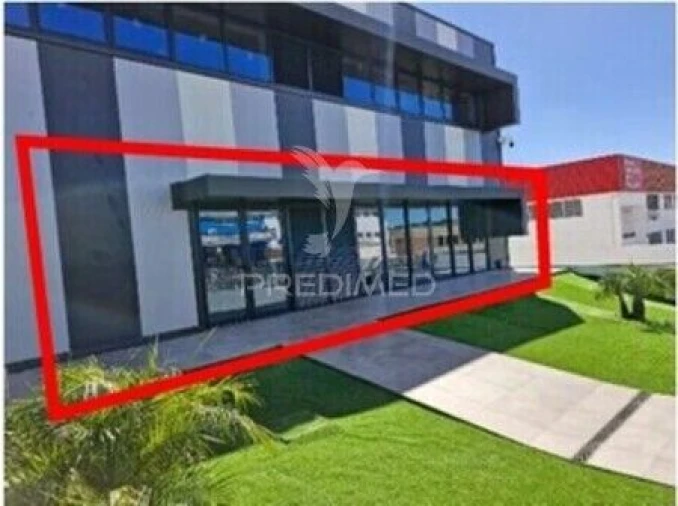 Loja para Arrendamento em Portimão Foto 1