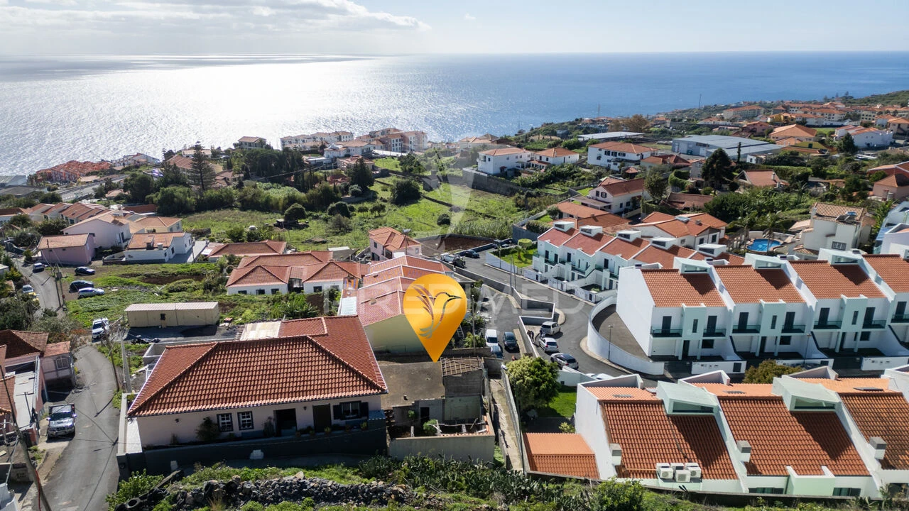 Terreno para Venda em Caniço Foto 10