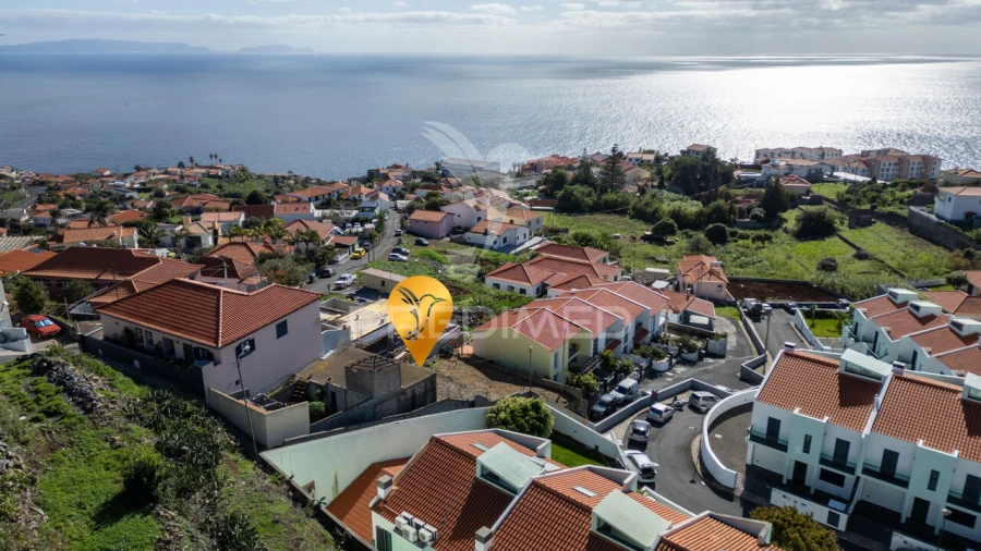 Terreno para Venda em Caniço Foto 11