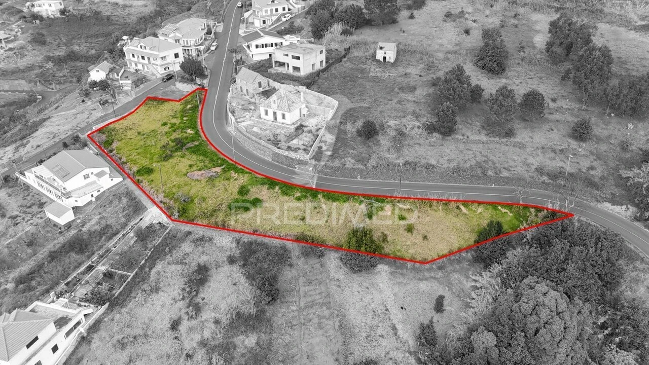 Terreno para Venda em Estreito da Calheta Foto 2