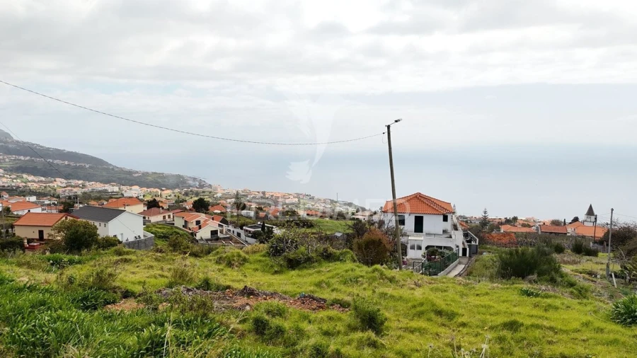 Terreno para Venda em Estreito da Calheta Foto 6
