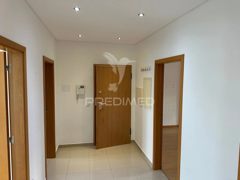 Apartamento T2 para Venda em Castelo Branco Foto 6