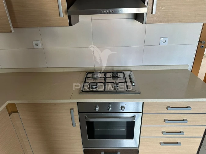 Apartamento T2 para Venda em Castelo Branco Foto 2