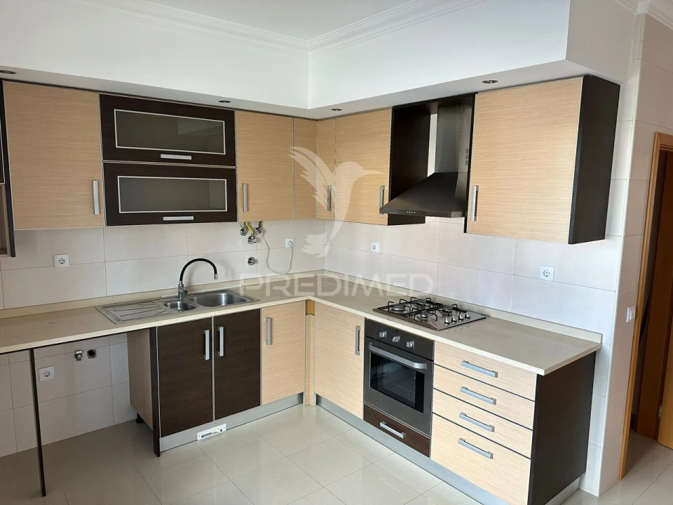 Apartamento T2 para Venda em Castelo Branco Foto 1