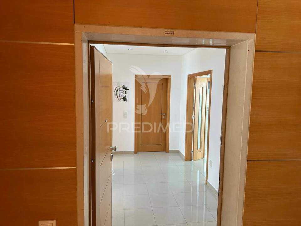 Apartamento T2 para Venda em Castelo Branco Foto 8