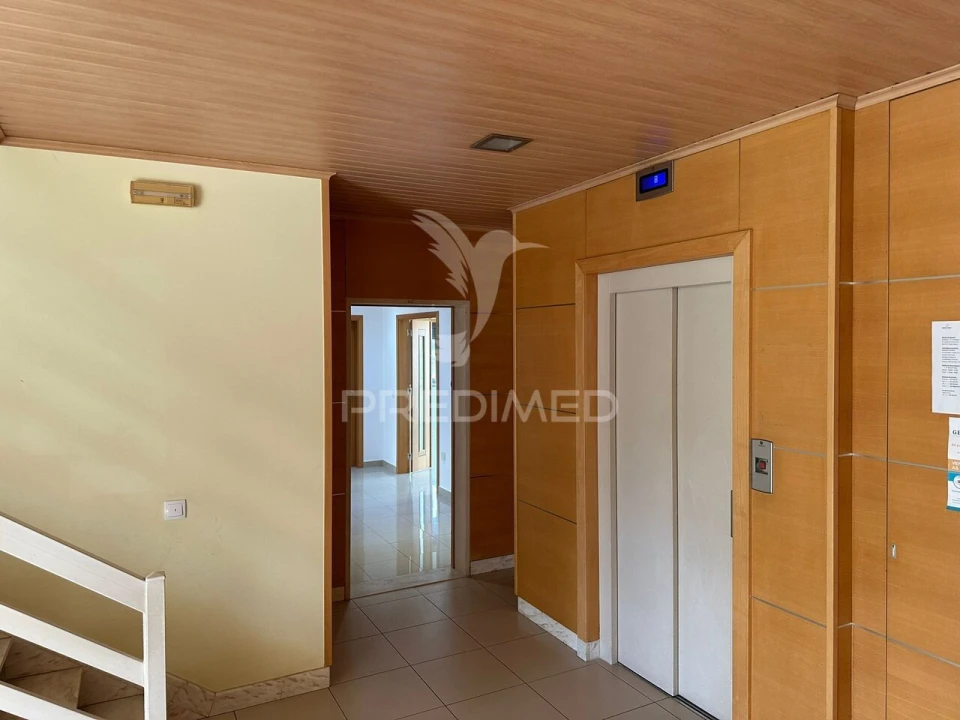 Apartamento T2 para Venda em Castelo Branco Foto 17