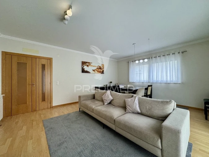 Apartamento T2 para Venda em Fatima Foto 1