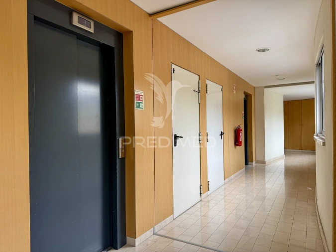 Apartamento T2 para Venda em Fatima Foto 23