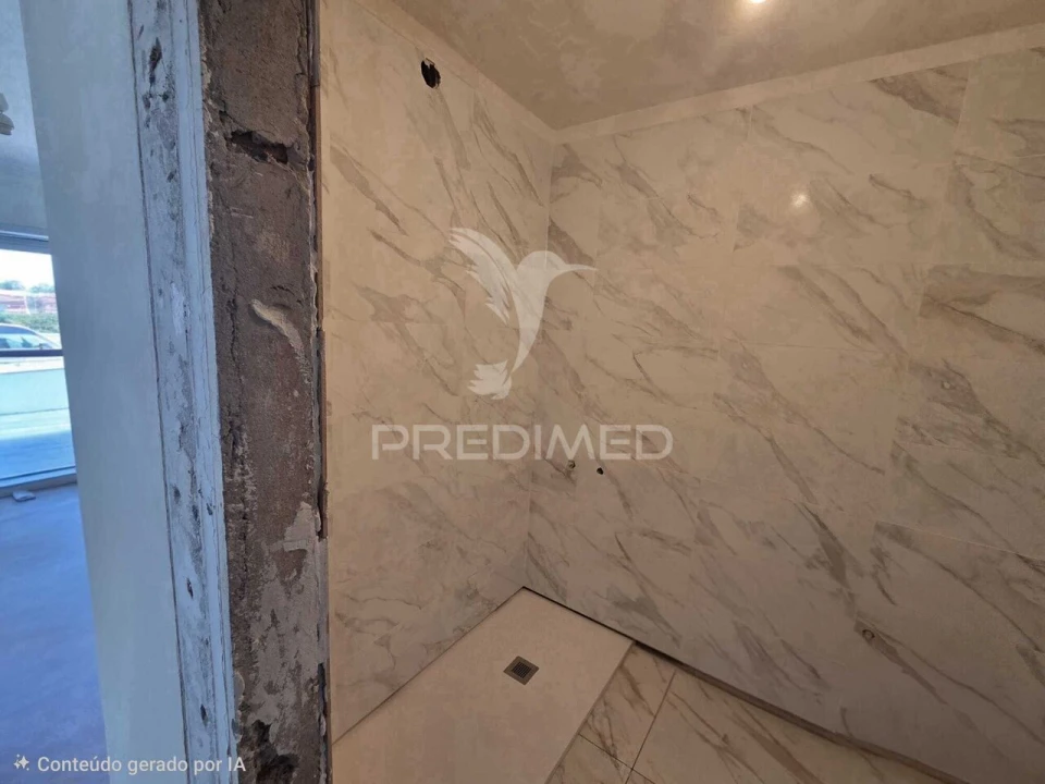 Apartamento T2 para Venda em Vilar de Andorinho Foto 17