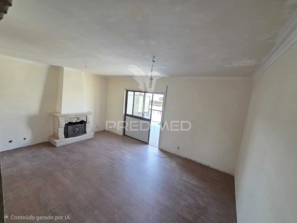 Apartamento T2 para Venda em Vilar de Andorinho Foto 8