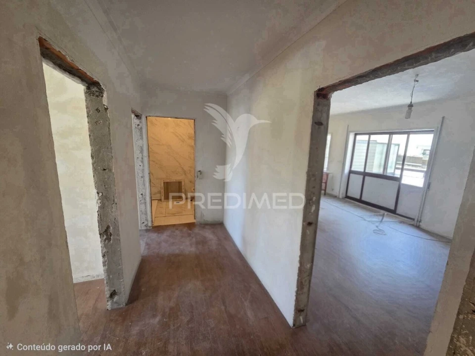 Apartamento T2 para Venda em Vilar de Andorinho Foto 7