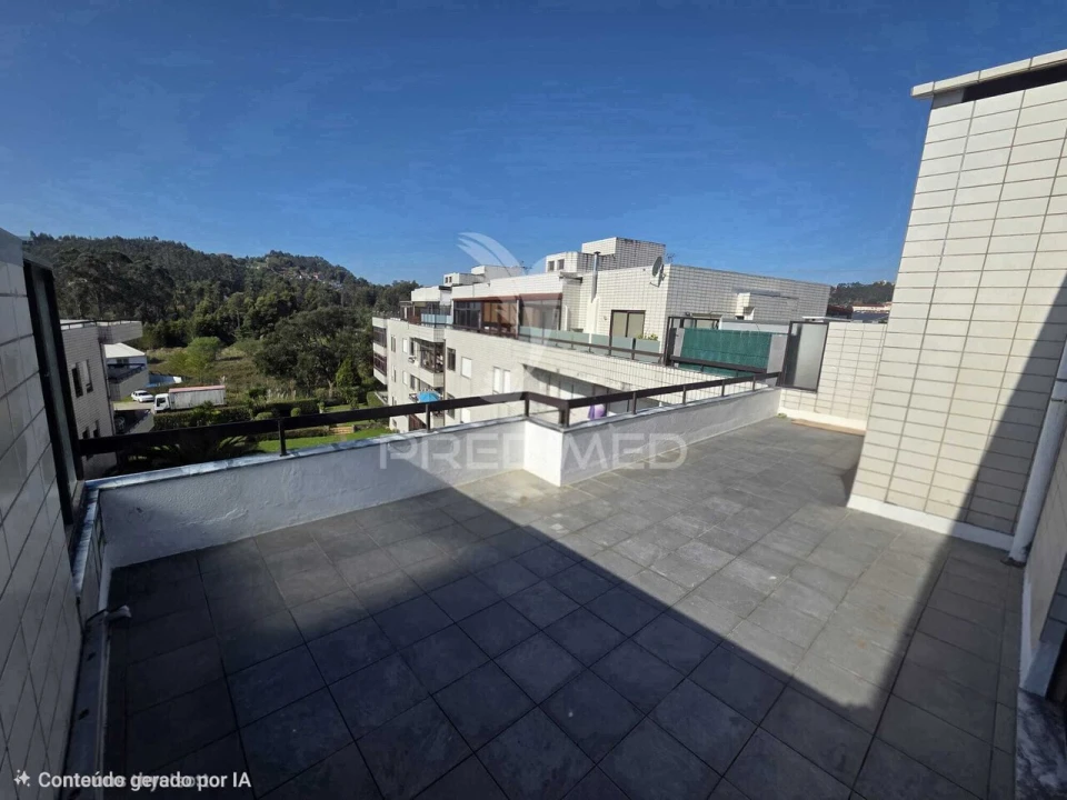 Apartamento T2 para Venda em Vilar de Andorinho Foto 1